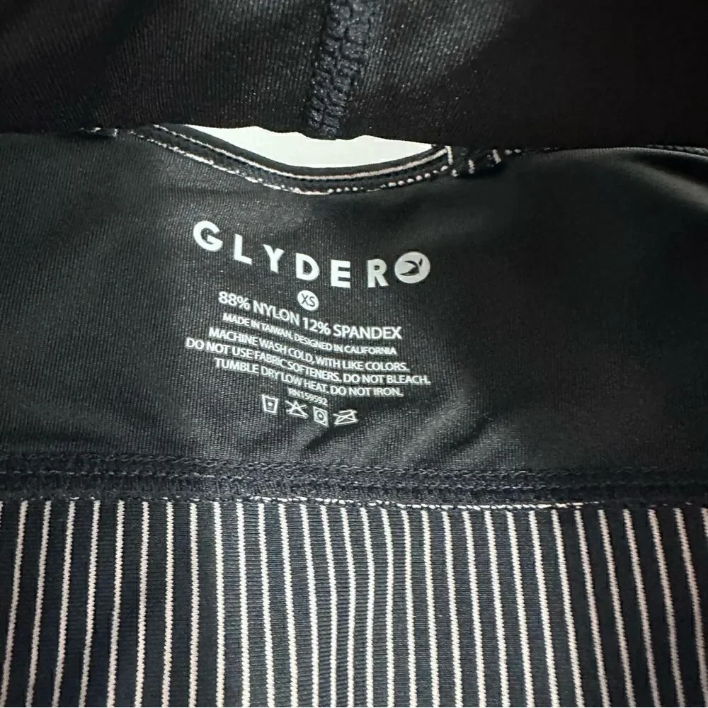 NWT. Glyder Premier Bra in Black & Adobe Rose Stripe Size XS